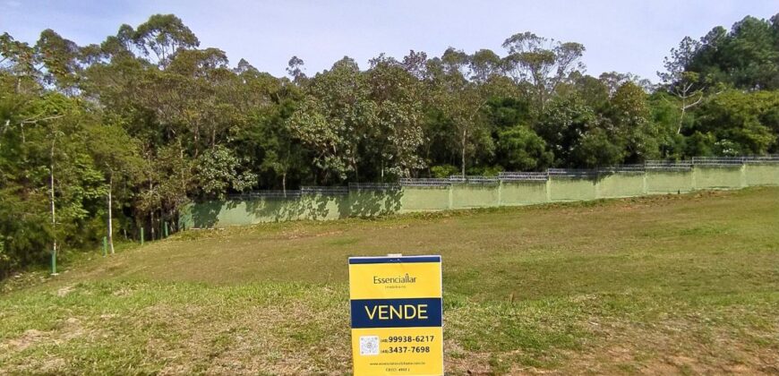 Terreno no Condomínio Villaggio Verde