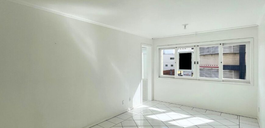 Apartamento no Ed. Santa Marta