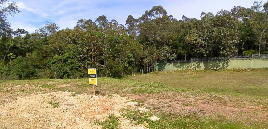 Terreno no Condomínio Villaggio Verde