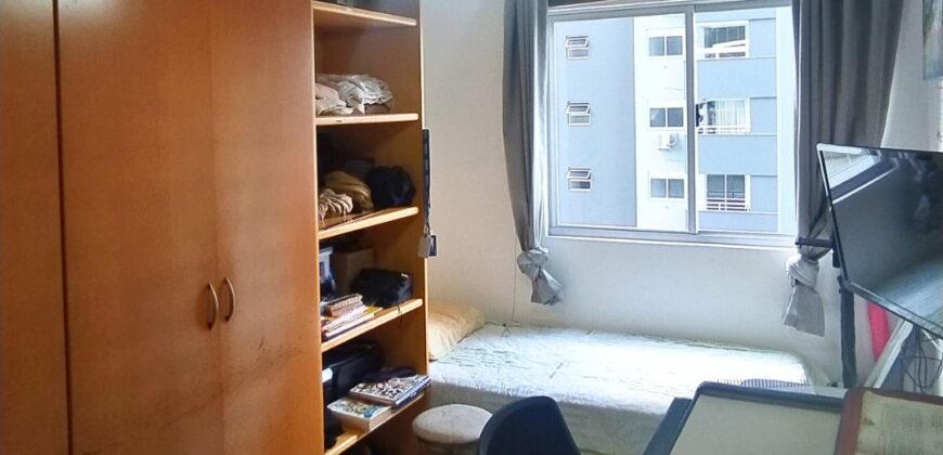Apartamento no Ed. Felipe Schmidt