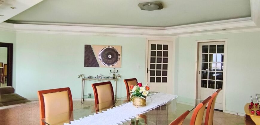 Apartamento no Ed. Versalhes