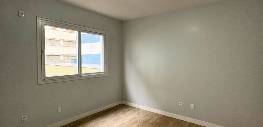 Apartamento no Ed. Serrano