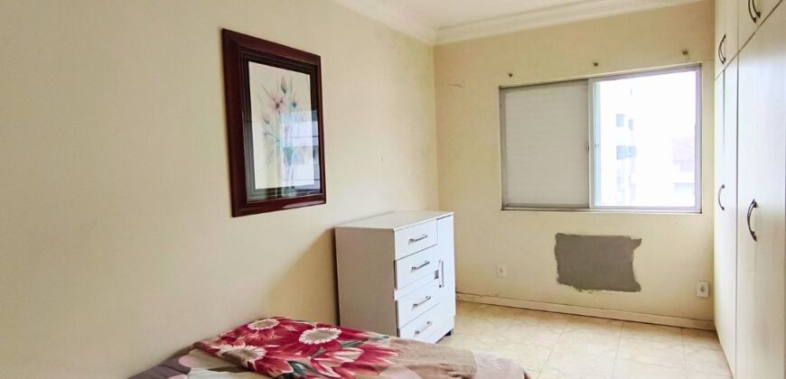 Apartamento no Ed. Versalhes