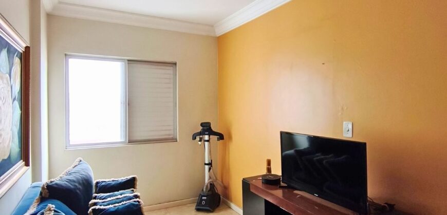 Apartamento no Ed. Versalhes