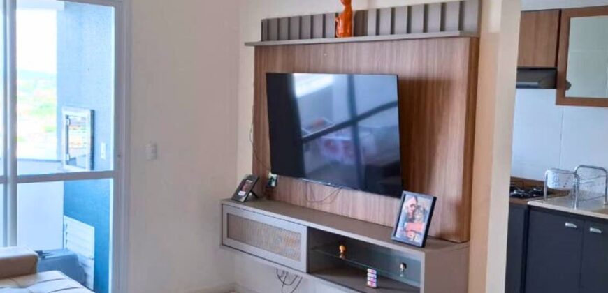 Apartamento no Ed. Giordino