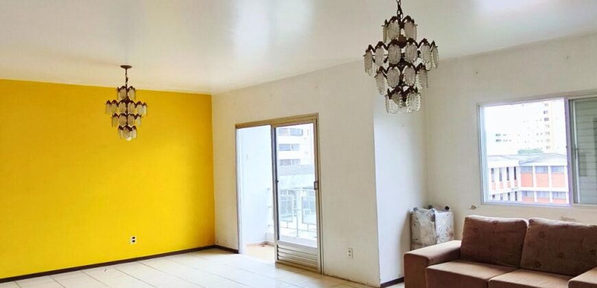 Apartamento no Ed. Cíntia