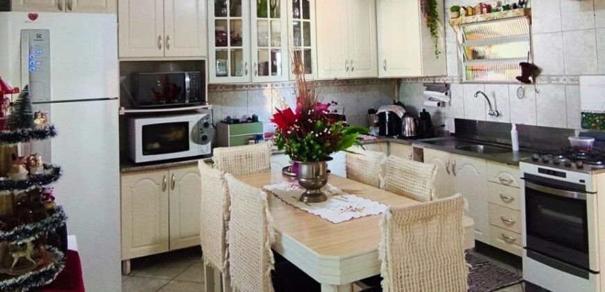 Casa residencial bairro Ana Maria