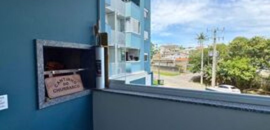 Apartamento no Ed. Lovere